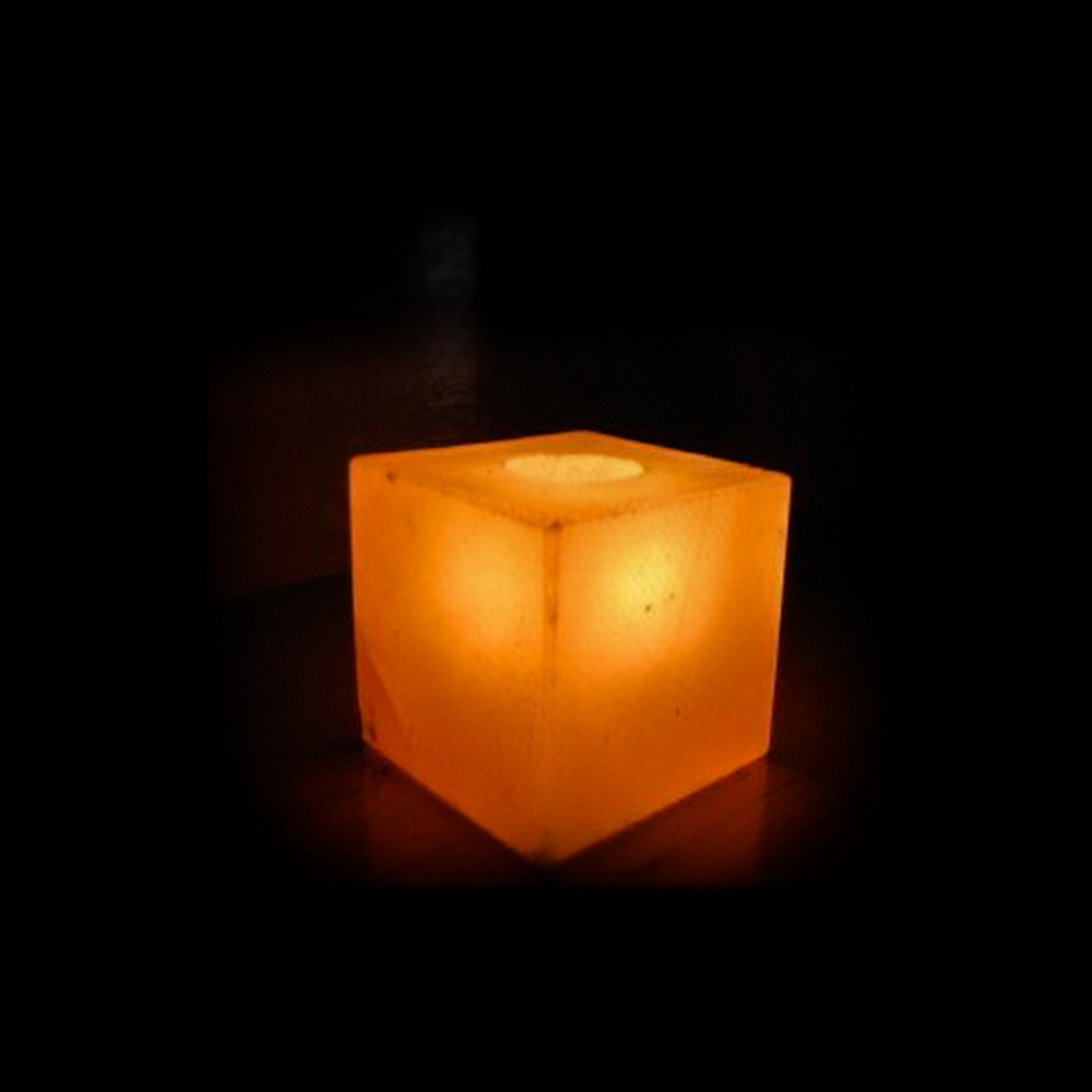 Foto principale Portacandela di Sale Himalayano Rosa scolpito a forma di Cubo 1 kg per lumini tea light